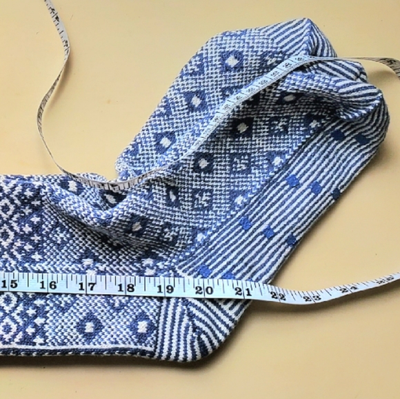 Blue and white thigh high socks - Picture 14 of 14